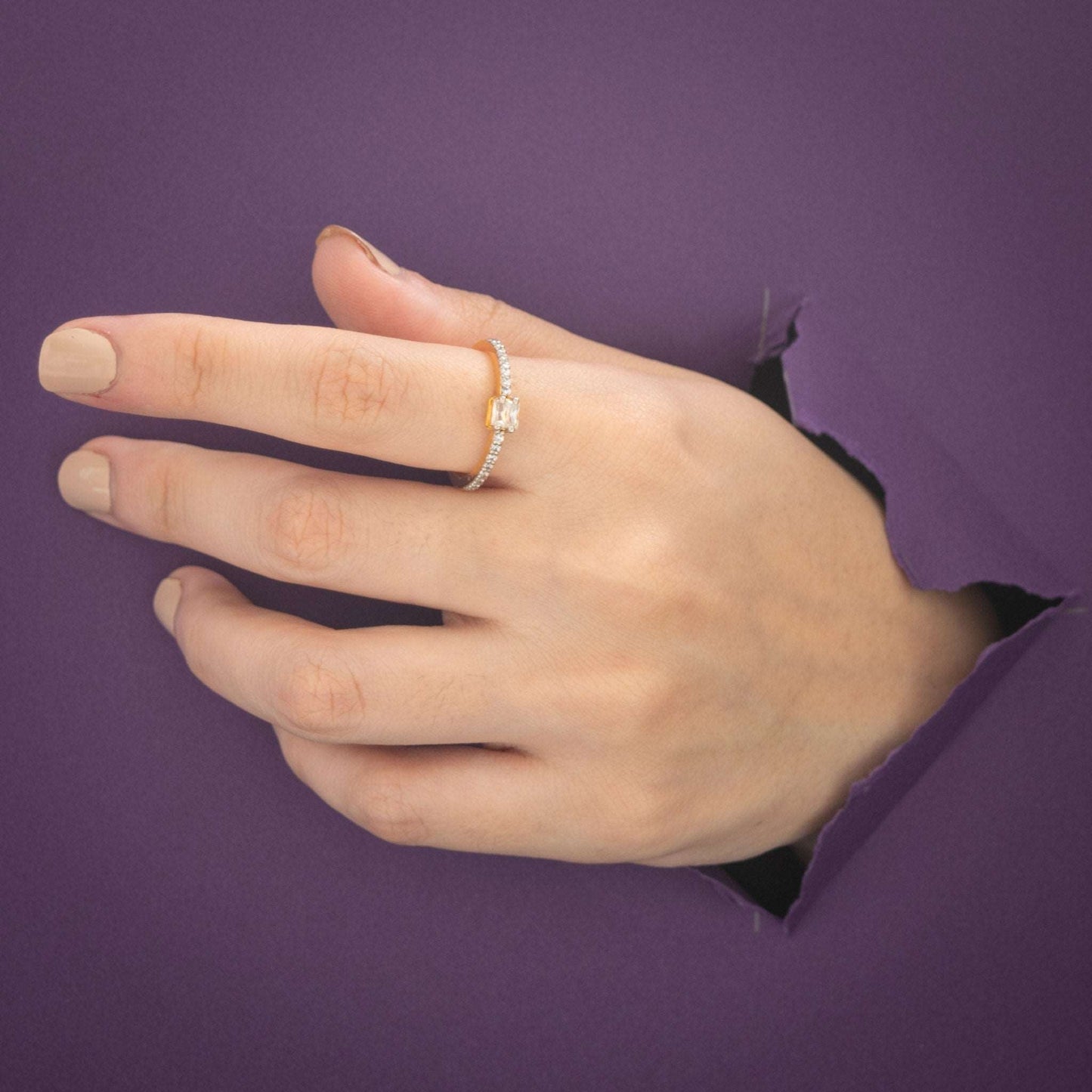 Zircon Baguette Ring